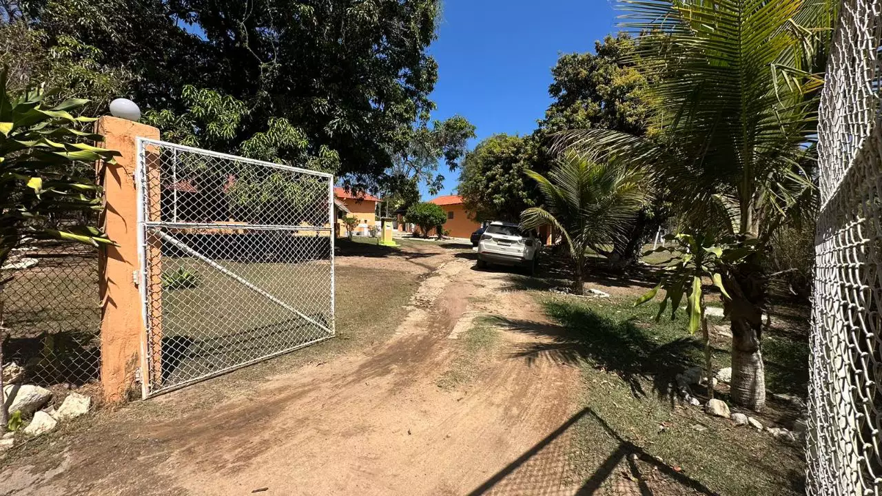 Sítio com área de 4.585m² no Bairro Quinta dos Godoy, em Betim/MG.