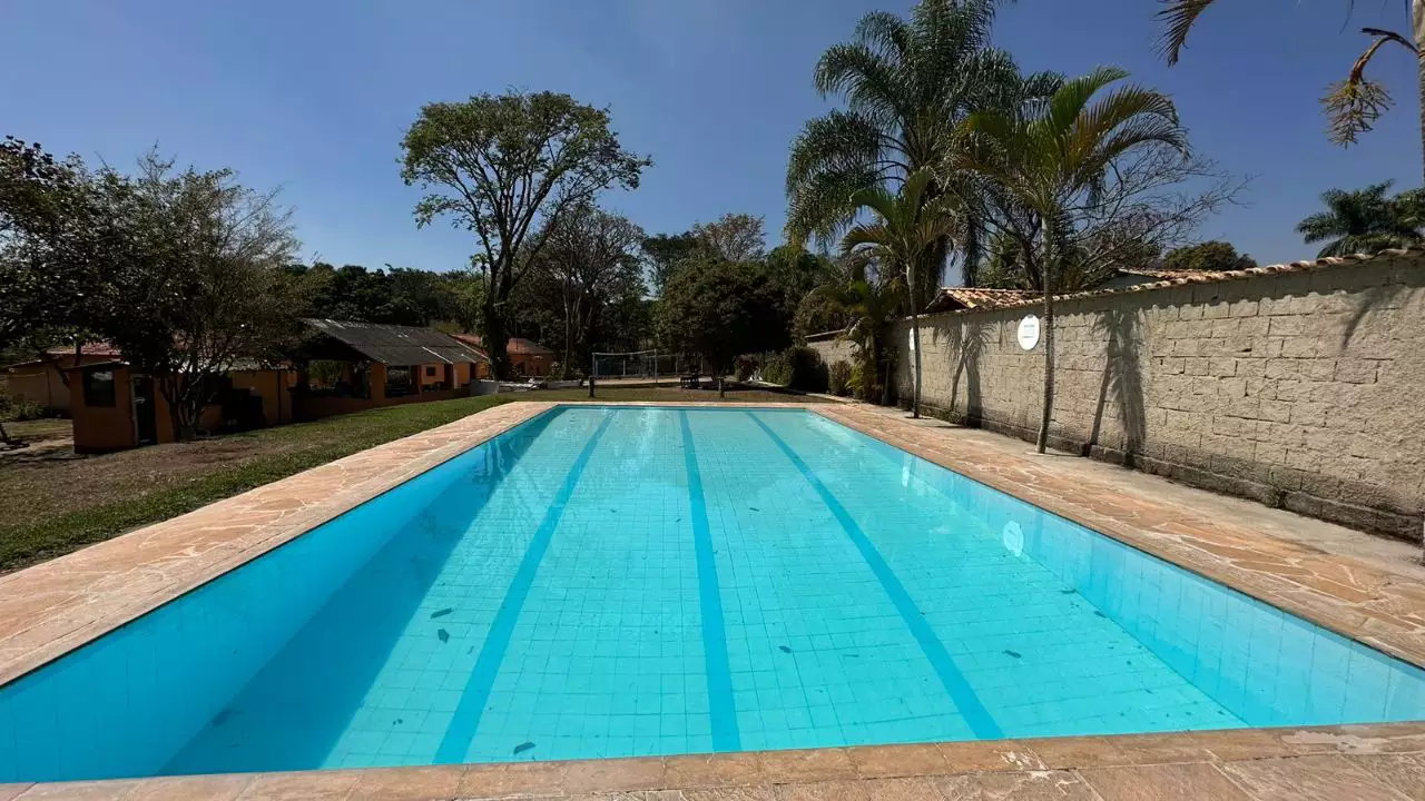 Sítio com área de 4.585m² no Bairro Quinta dos Godoy, em Betim/MG.