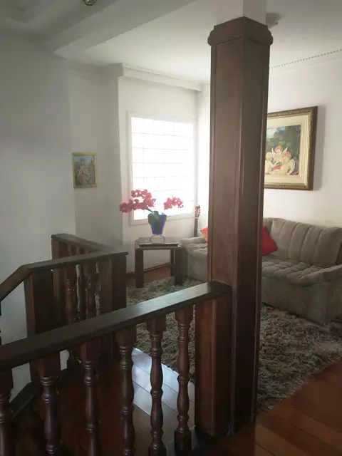 Casa em Betim com Cinco quartos bairro Filadélfia