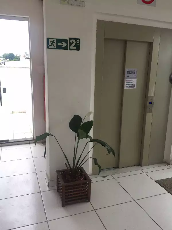 Sala em Betim a 300 Mts do Centro - OPORTUNIDADE