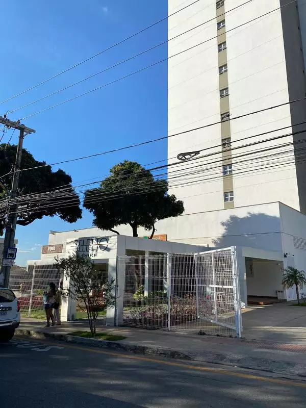 Sala comercial no centro da cidade.