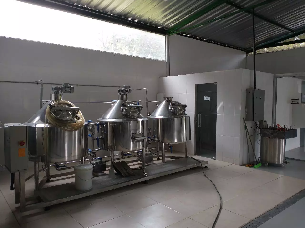SÍTIO E FÁBRICA DE CERVEJA ARTESANAL EM BETIM