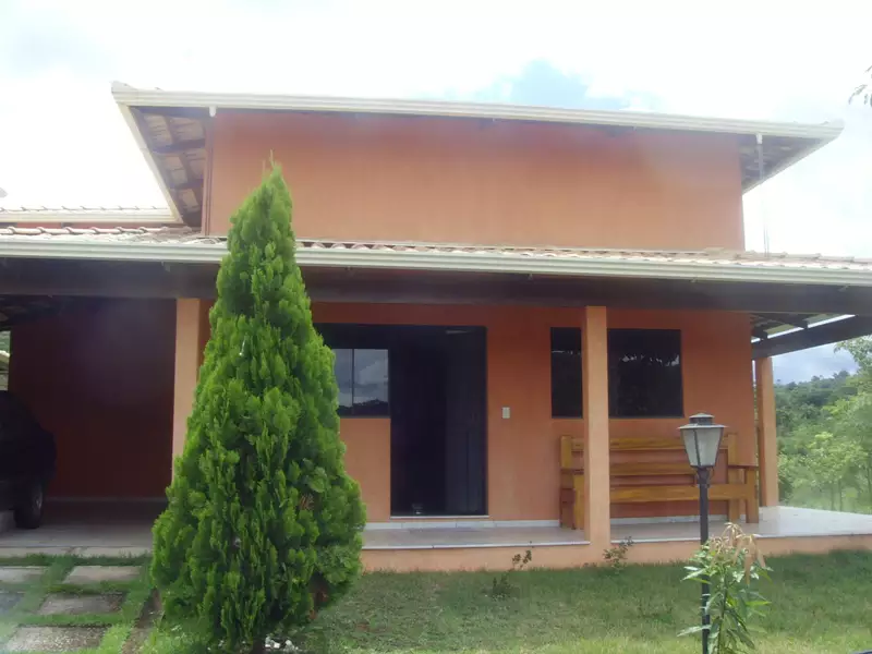 CASA NO CONDOMINIO OURO VERDE