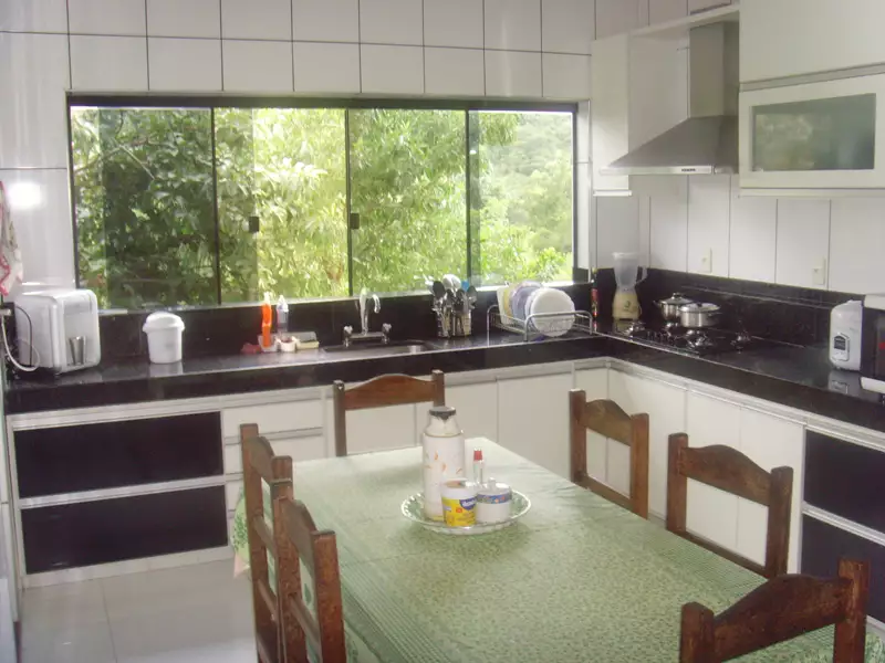 CASA NO CONDOMINIO OURO VERDE