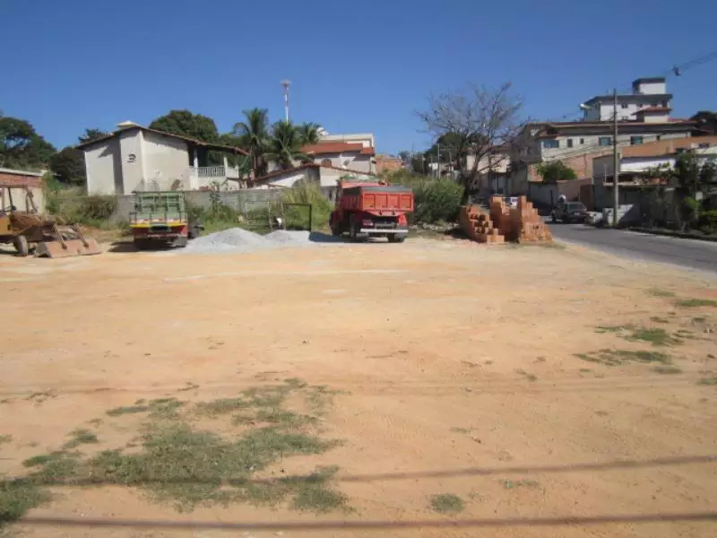 Lote em Betim bairro Jardim Brasília - Atrás do Hospital Regional