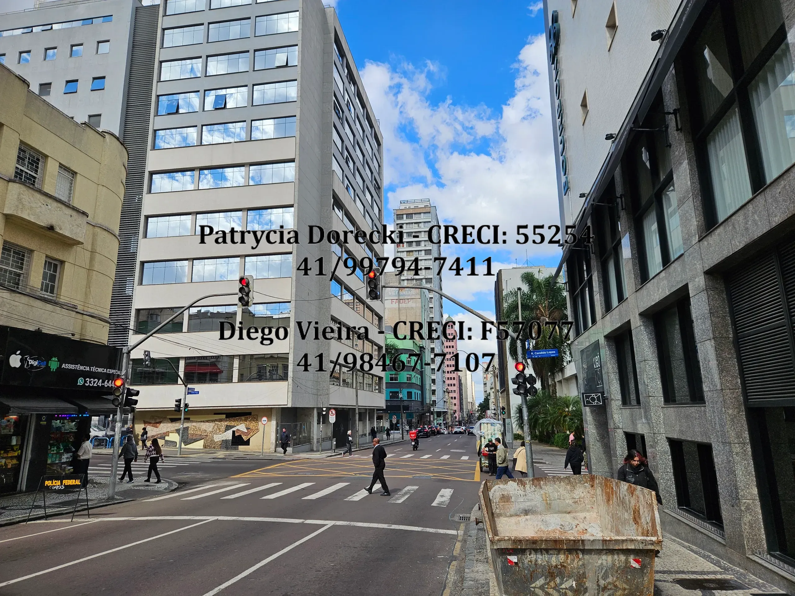 Apartamento Atemporal com 400m² e Identidade Arquitetônica Única