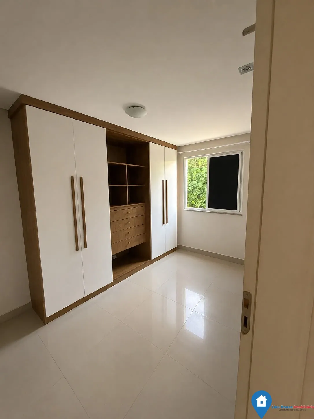 Apartamento 2/4 semi mobiliado no Reserva Parque em Abrantes