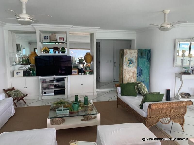 Apartamento à Venda no Condomínio Tortugas | 4 Suítes e Vista Mar – Guarujá