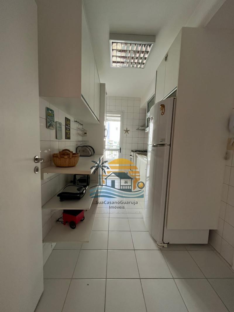 Apartamento à venda no bairro Vila Alzira em Guarujá/SP