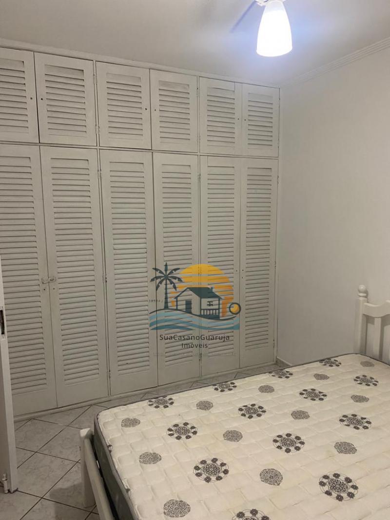 Apartamento à venda no bairro Vila Alzira em Guarujá/SP