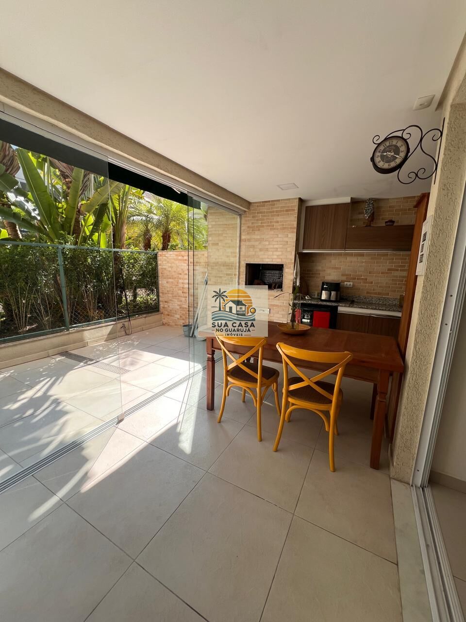 apartamento venda 2 dormitorios 1 suite 2 vagas sacada gourmet enseada guaruja AP201E