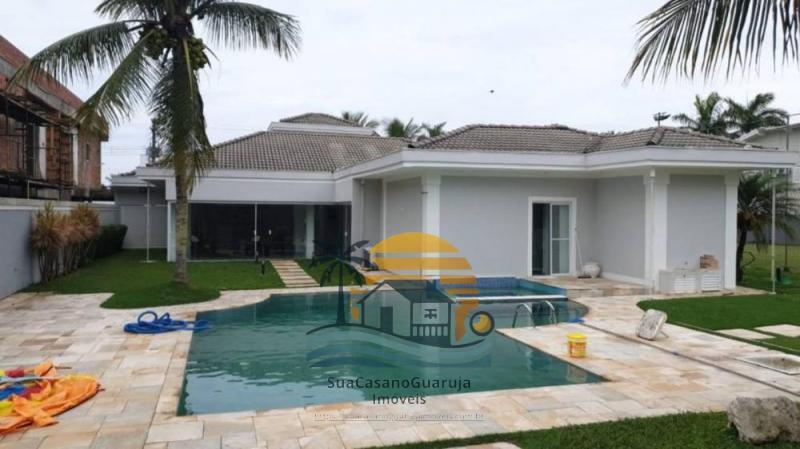 Casa à venda no bairro Jardim Acapulco em Guarujá/SP