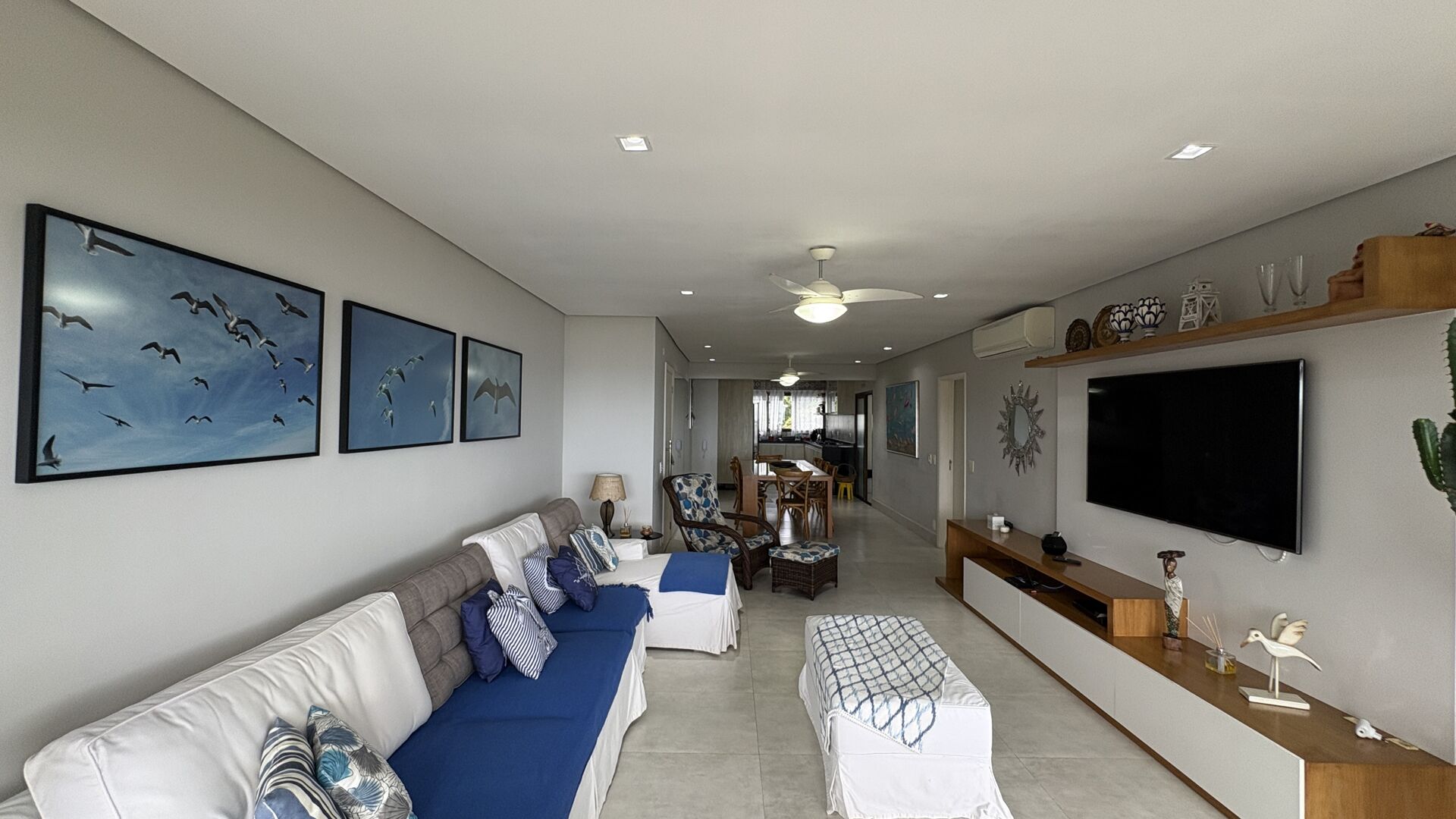 Apartamento de Luxo no Sorocotuba, Guarujá — Vista Mar, 3 Dormitórios e Praia Semi-Privativa