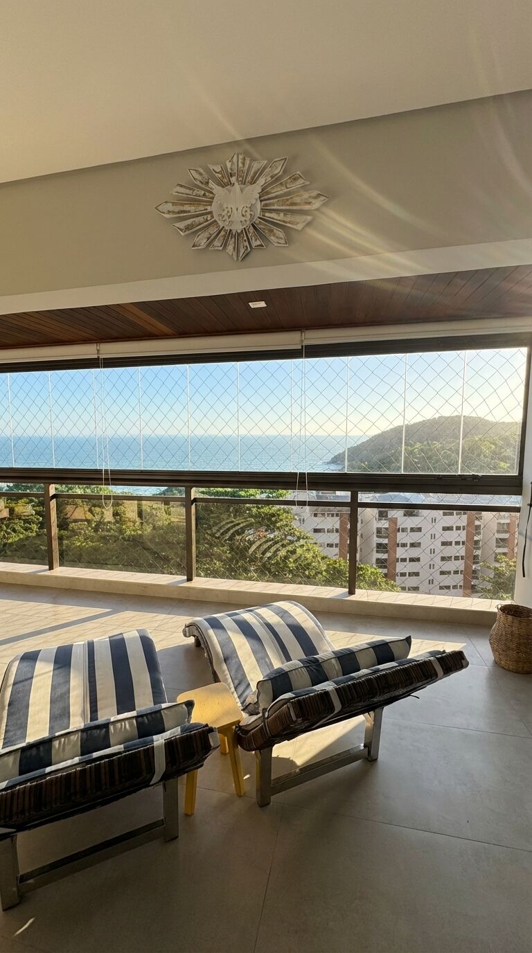Apartamento de Luxo no Sorocotuba, Guarujá — Vista Mar, 3 Dormitórios e Praia Semi-Privativa