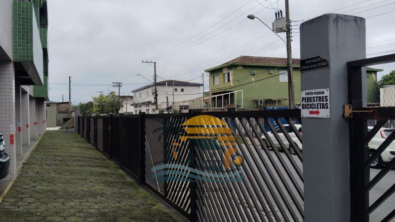 Apartamento à venda no bairro Vila Ligya em Guarujá/SP