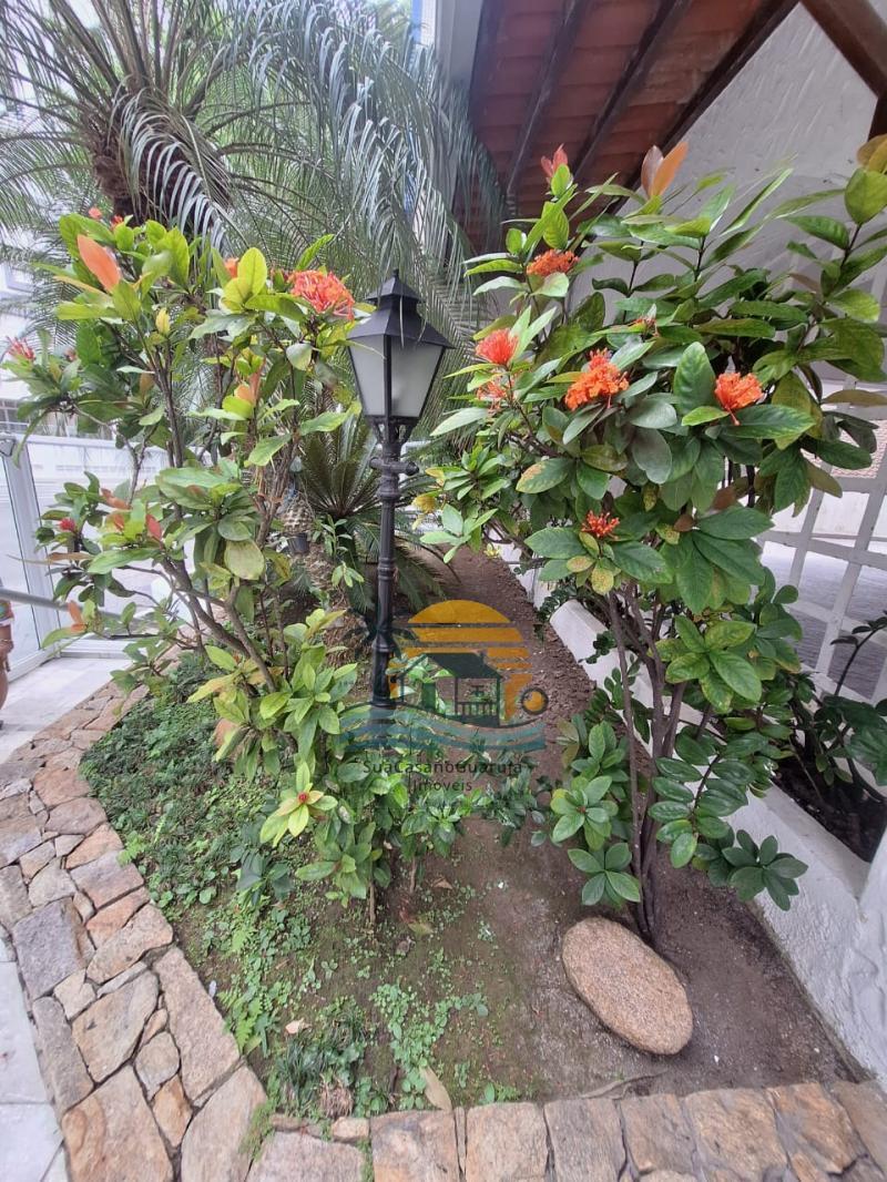 Apartamento à venda no bairro Pitangueiras em Guarujá/SP