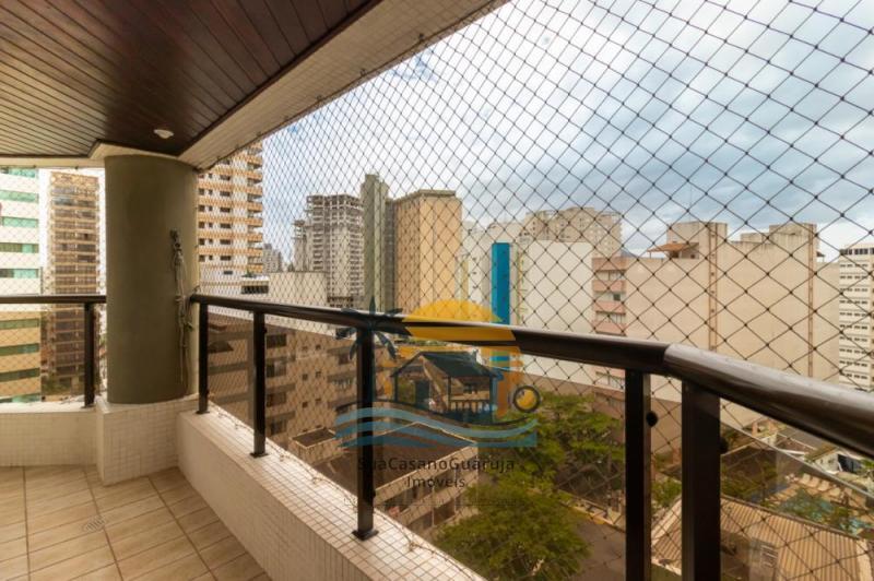 Apartamento à venda no bairro Vila Alzira em Guarujá/SP