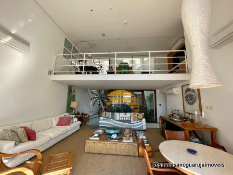 Casa à venda no bairro Balneário Praia do Pernambuco em Guarujá/SP