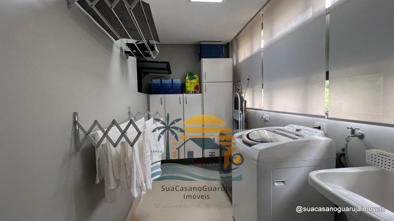 Apartamento à venda no bairro Morro Sorocotuba em Guarujá/SP