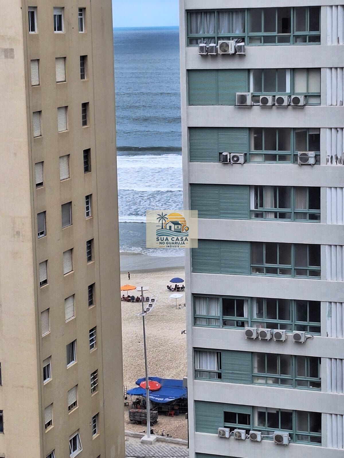 Apartamento à Venda 2 dormitorios nas Pitangueiras, Guarujá: Seu Paraíso à Beira-Mar