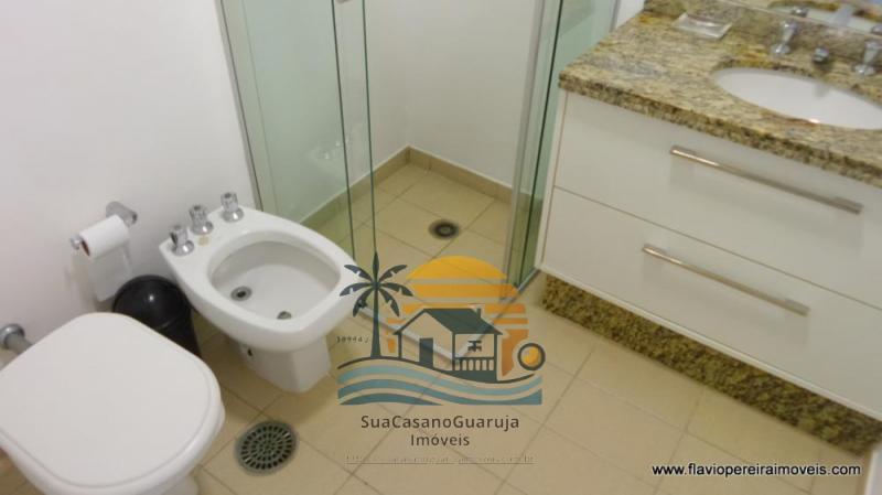 Apartamento à venda no bairro Morro Sorocotuba em Guarujá/SP