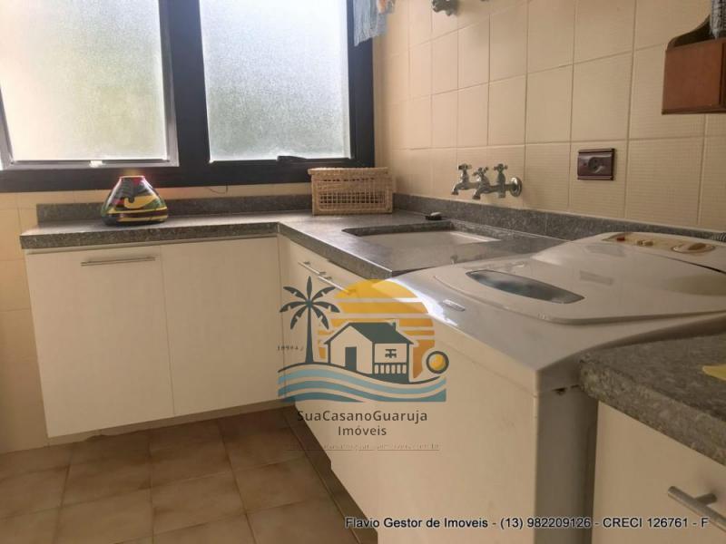 Apartamento à venda no bairro Parque Enseada em Guarujá/SP