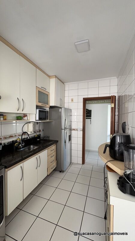Apartamento no Edifício Mussa Gaze, Praia da Enseada, Guarujá — 2 Dormitórios, Mobiliado e Pronto para Airbnb