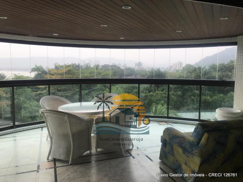 Apartamento à venda no bairro Parque Enseada em Guarujá/SP