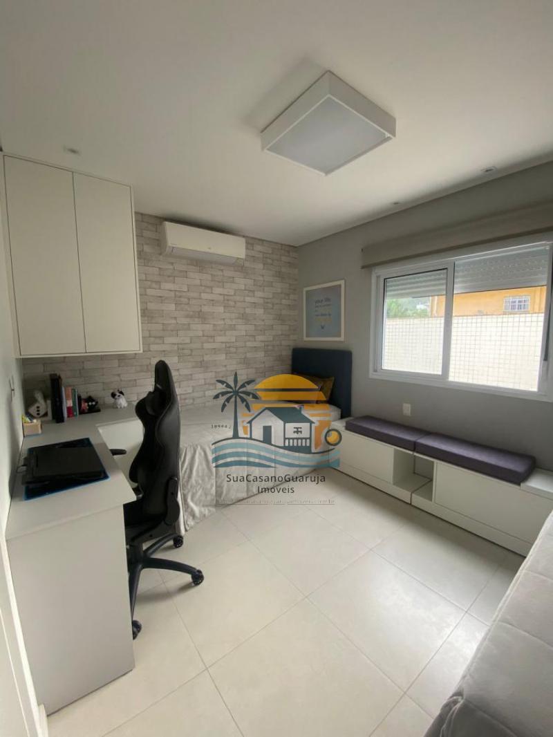 Apartamento à venda no bairro Jardim Las Palmas em Guarujá/SP