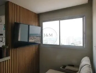 Apto com 2 dormitórios e 1 vaga na garagem bem perto da estação Tolstoi