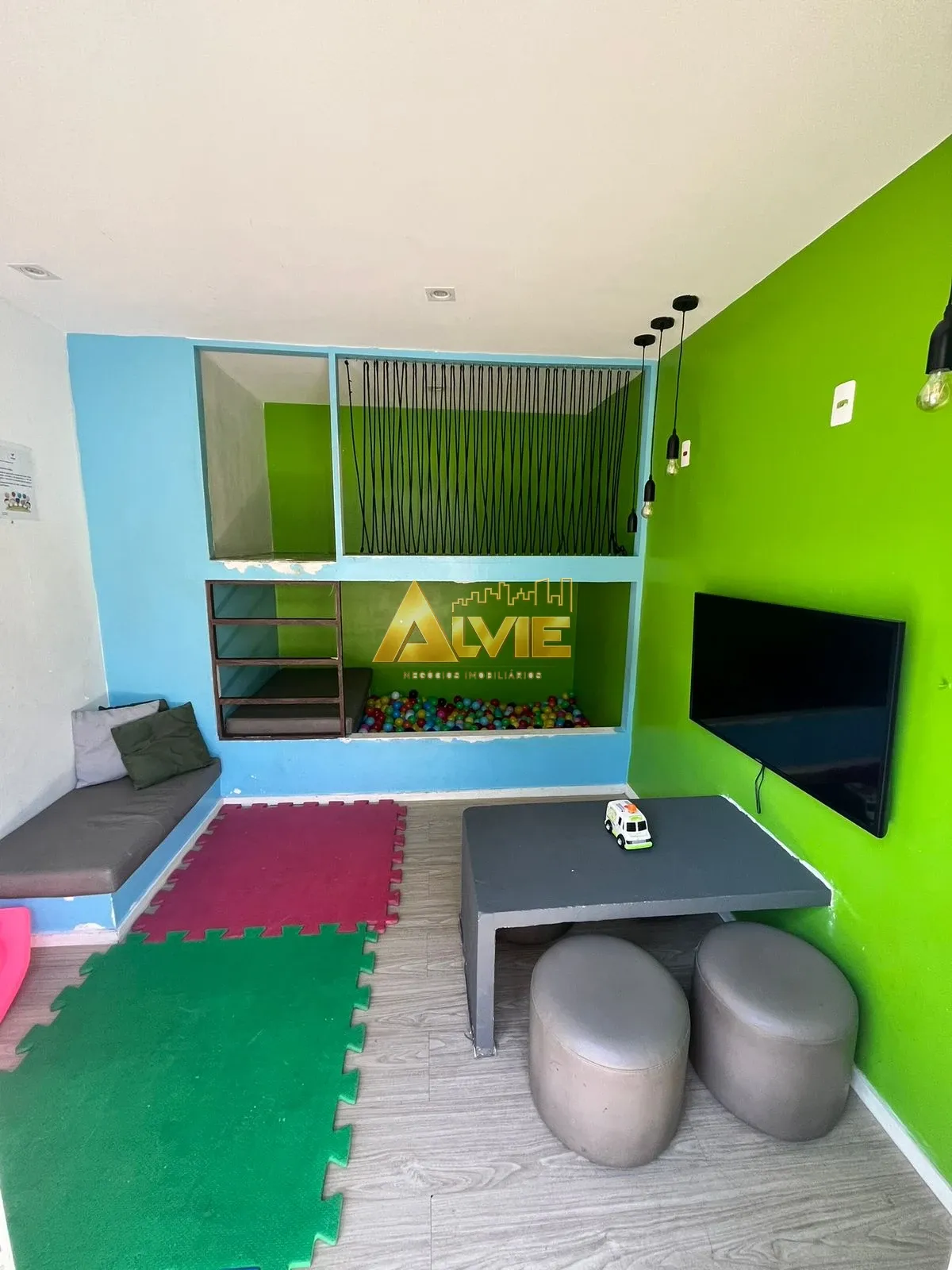 APARTAMENTO 2 QUARTOS COM VAGA EM GUARATIBA – PRONTO PARA MORAR!