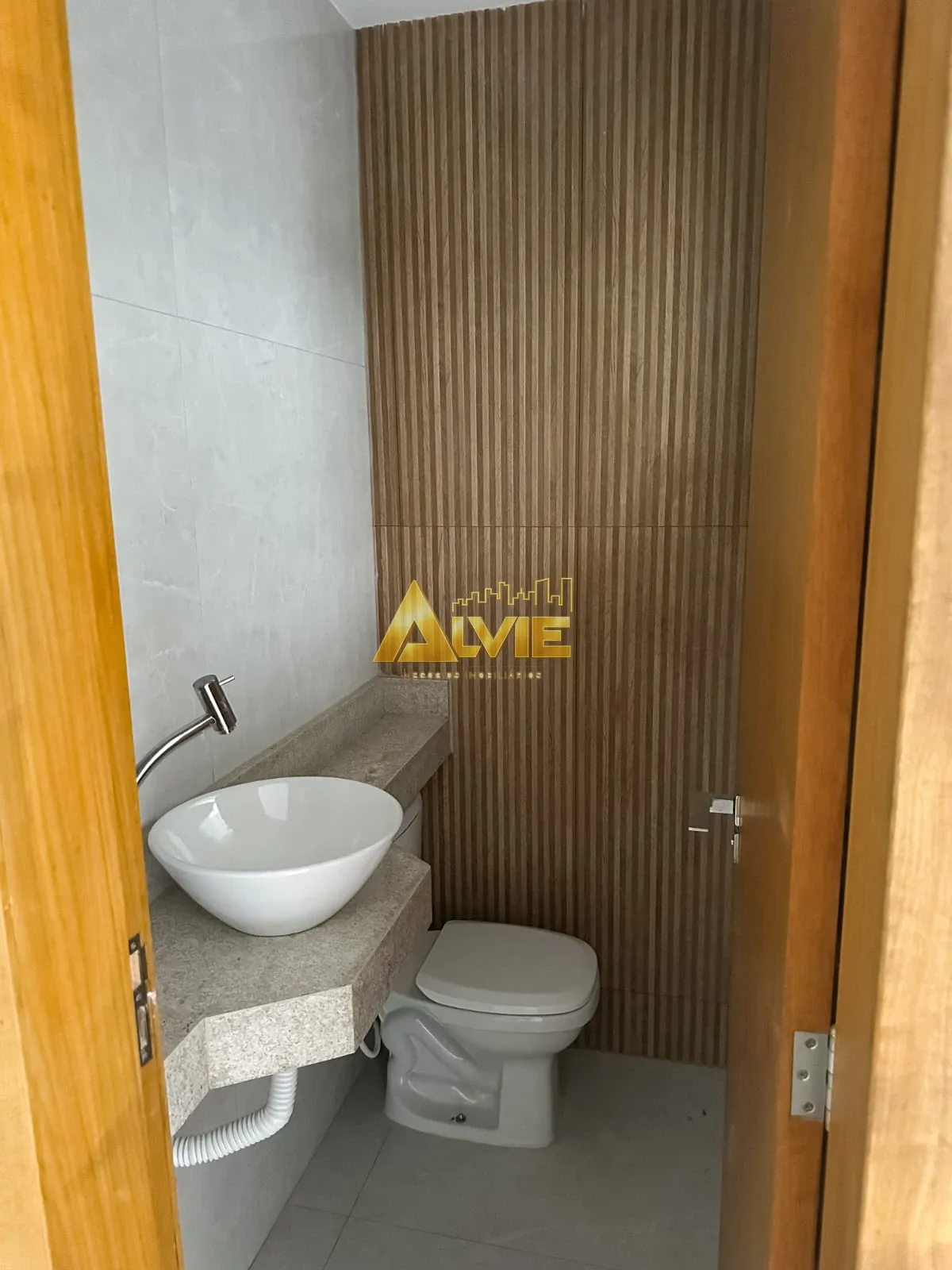 CASA DUPLEX NOVA - JARDIM VITÓRIA