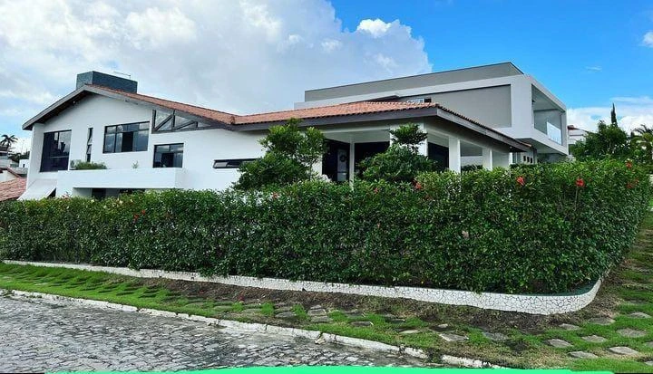 Casa no Nacoes residencie prive com 3 quartos e 2 suites e 525 metros quadrados