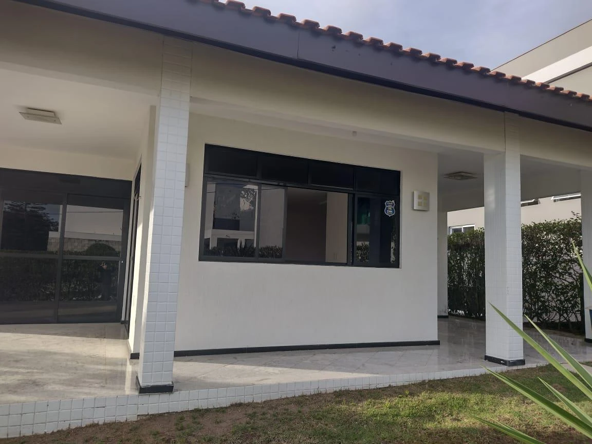 Casa no Nacoes residencie prive com 3 quartos e  2 suites e 525 metros quadrados