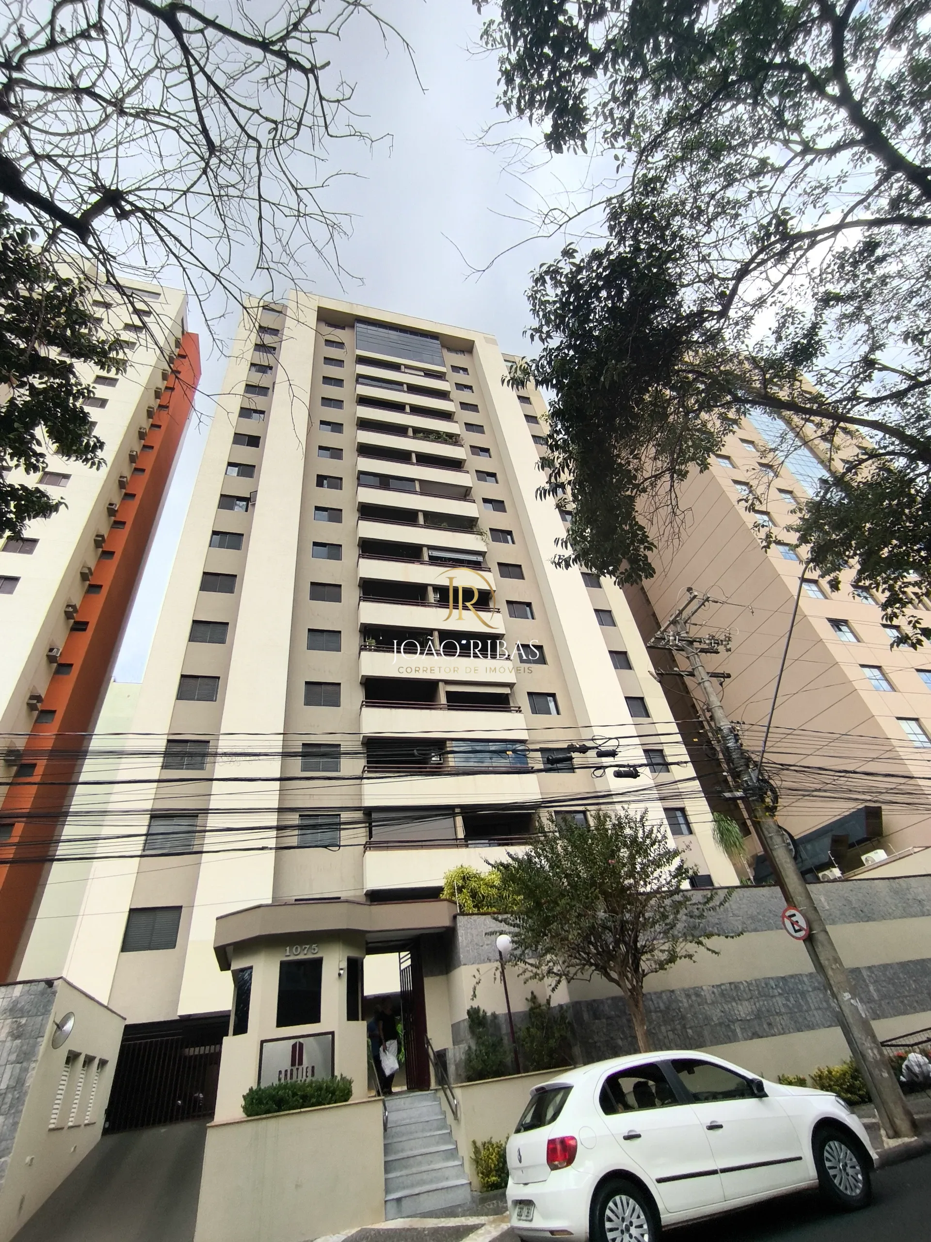 Apartamento à Venda no Centro de Ribeirão Preto – 124 m² | Próximo ao HC e Shopping Santa Úrsula