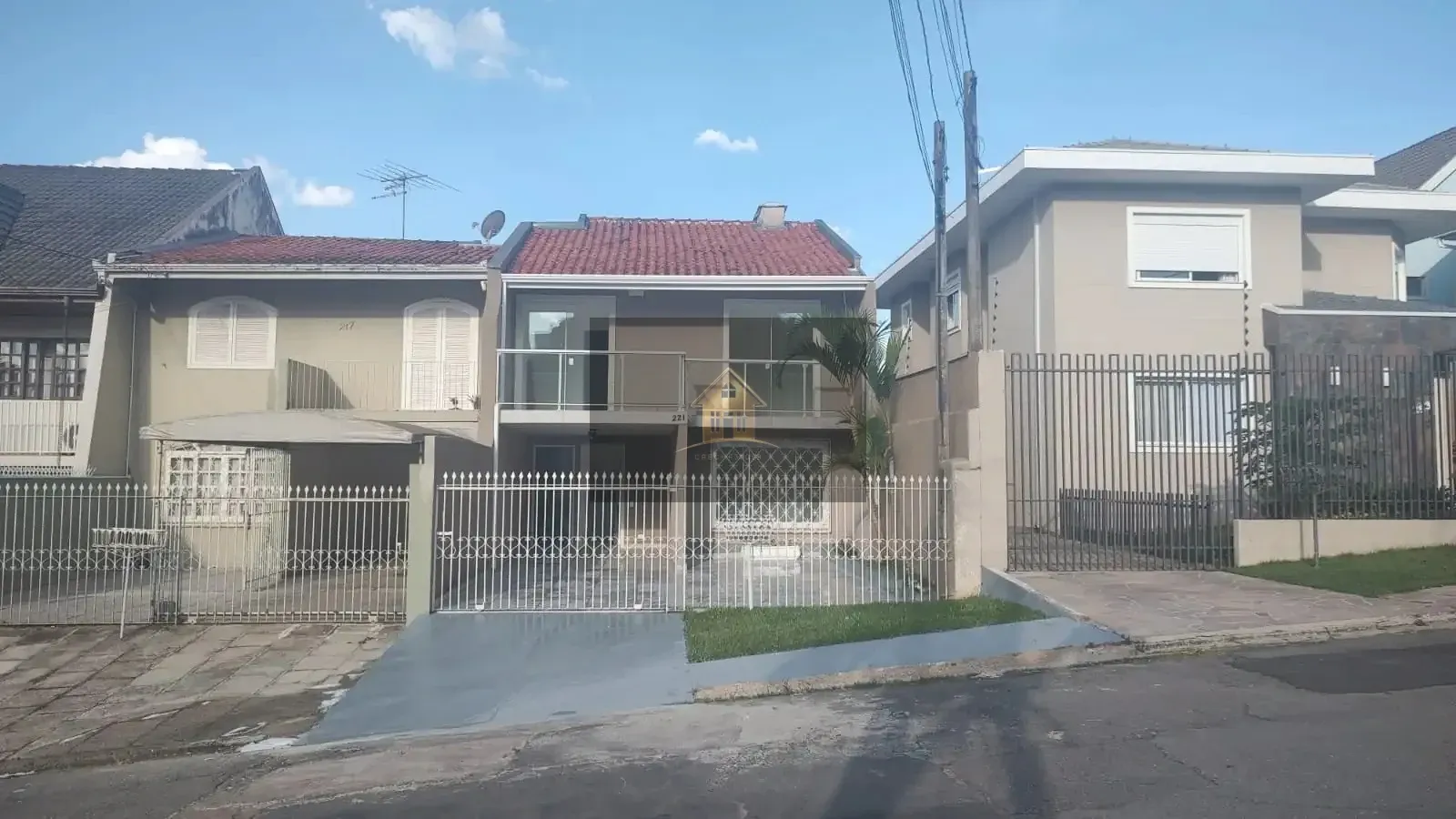 Sobrado à venda no Novo Mundo, Curitiba PR, R$ 850.000,00!!!