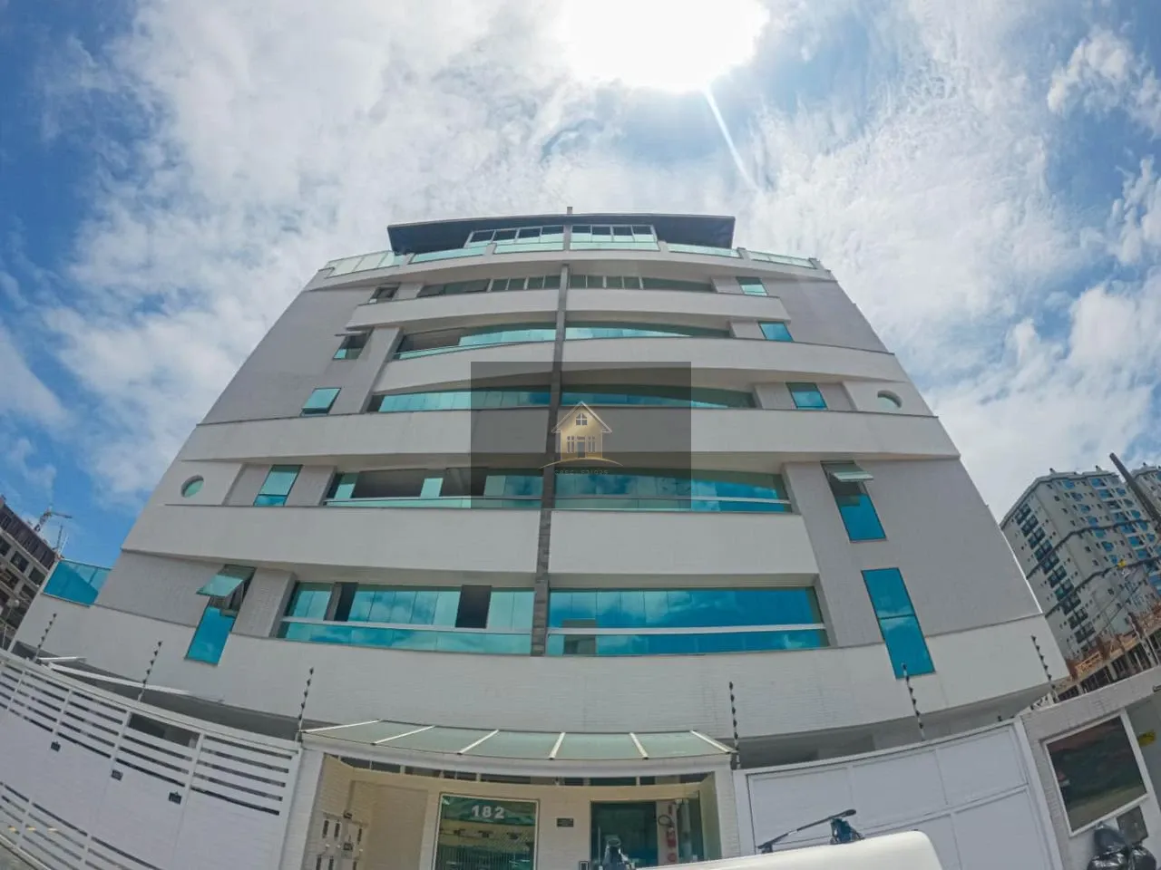 Apartamento cobertura Tríplex, Porto Belo/ SC, R$ 1.799.000,00!