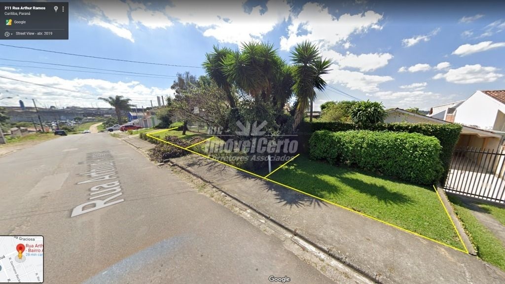 <p>Três terrenos disponíveis para venda na Rua Arthur Ramos no Bairro Alto em Curitiba/PR</p>