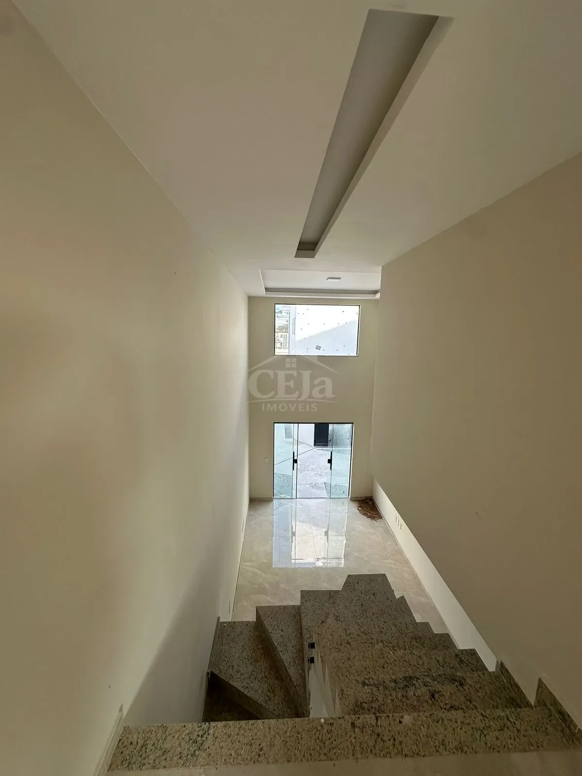 Linda Casa à Venda no Jardim Bela Vista | 3 Quartos | Próxima à Praia