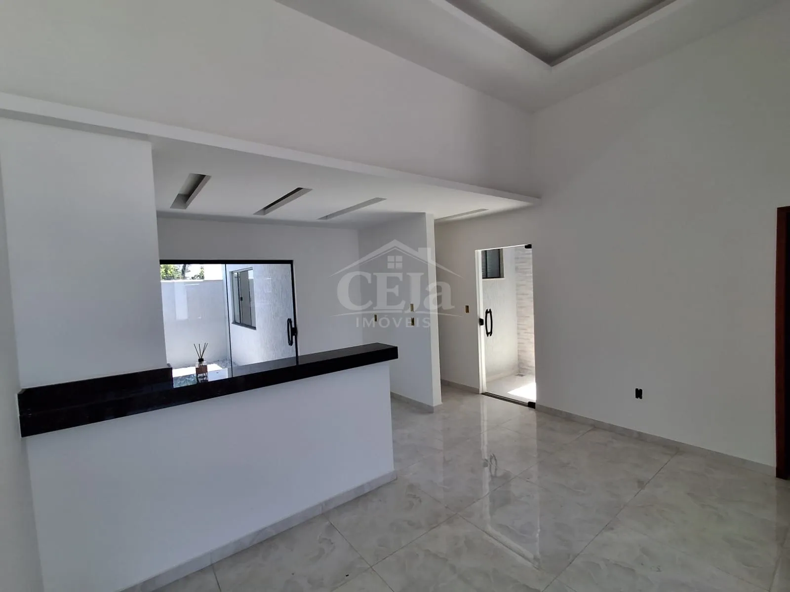 Casa de Alto Padrão no Jardim Campomar – A 350m da Praia