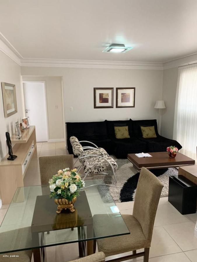 Apartamento 2 Quartos para Venda em Balneário Camboriú / SC no bairro CENTRO