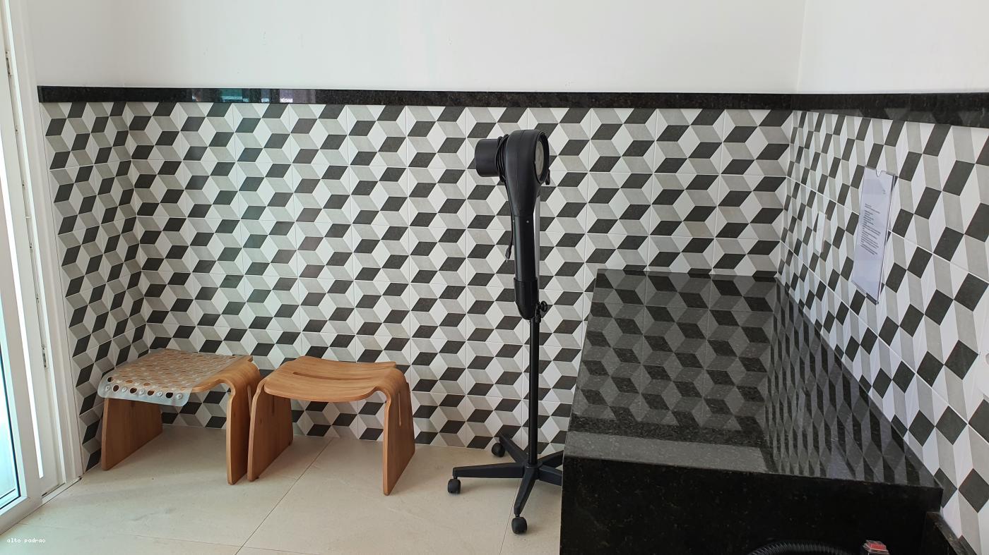 Alto Padrão para Venda em Balneário Camboriú / SC no bairro CENTRO