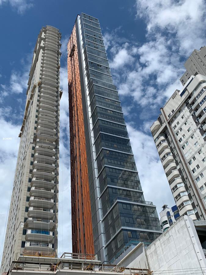 Apartamento para Venda em Balneário Camboriú / SC no bairro CENTRO
