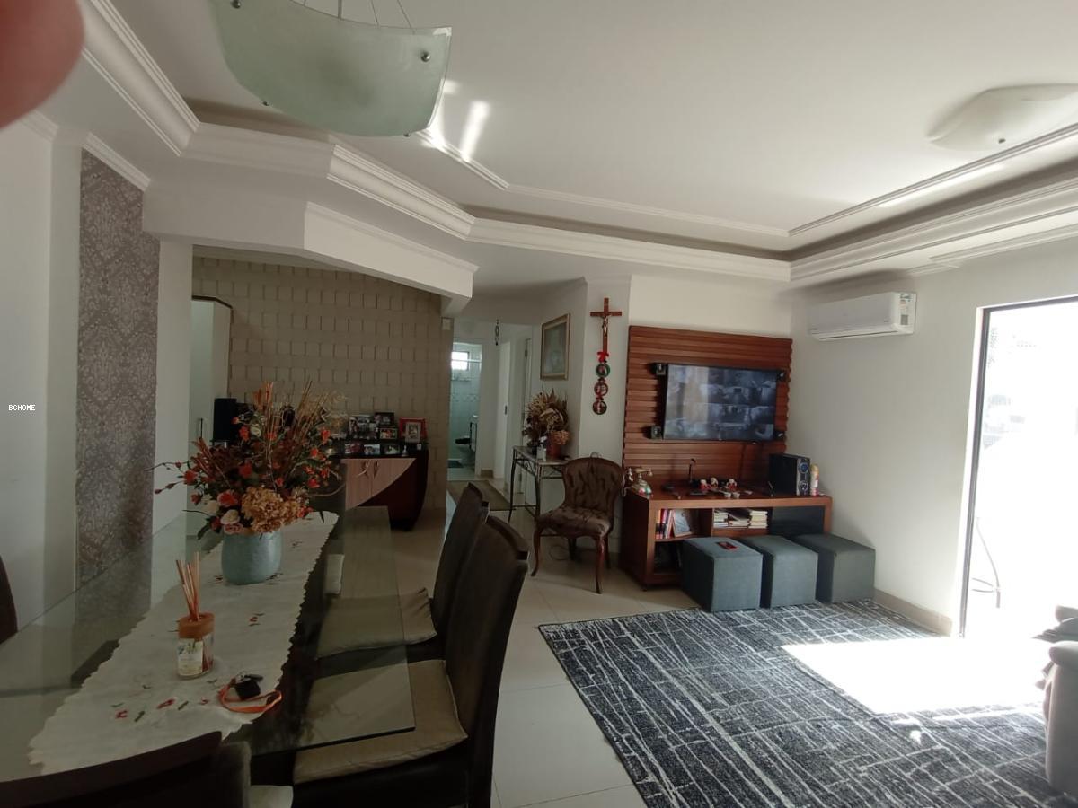 Apartamento 3 dormitórios para Venda em Balneário Camboriú / SC no bairro CENTRO