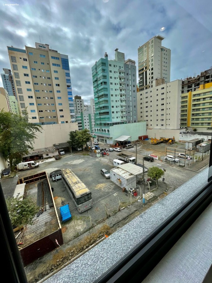 Apartamento 2 dormitórios para Venda em Itapema / SC no bairro MEIA PRAIA