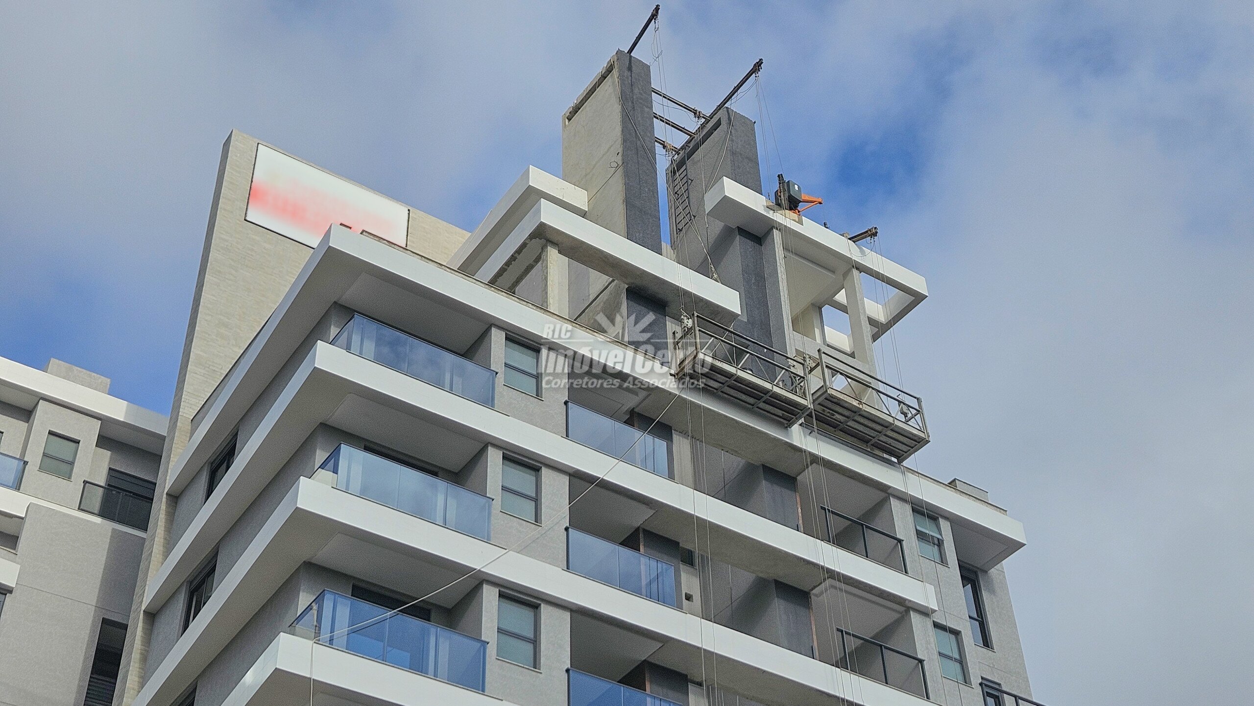 Cobertura duplex estilo penthouse com 3 suítes 3 v