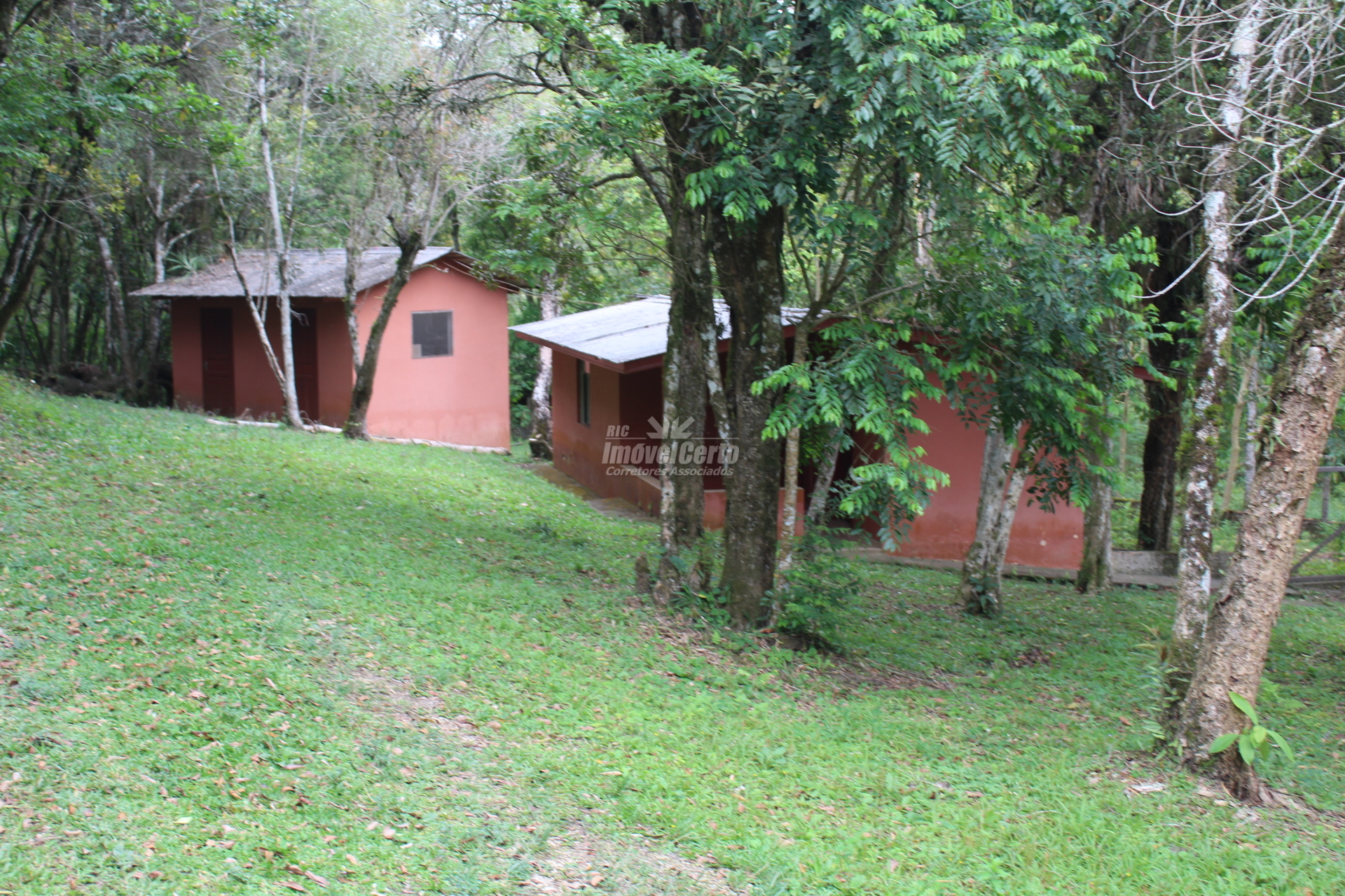 Chácara à venda, 260.300 m² por R$ 2.750.000,00 -