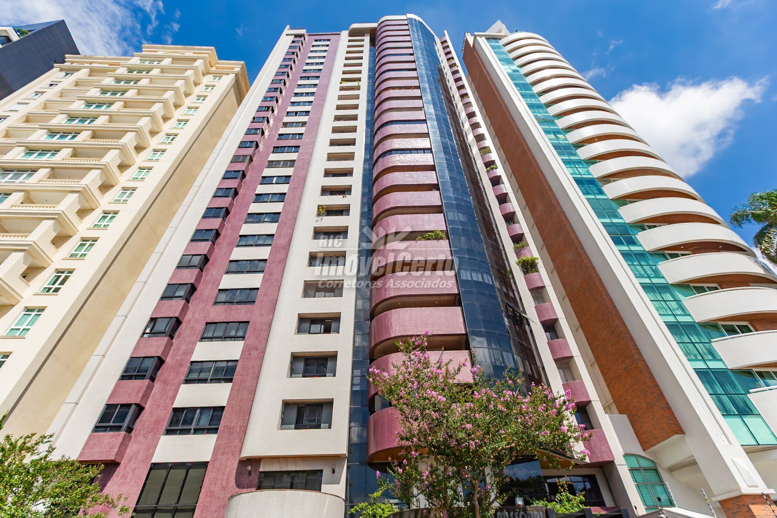 Oportunidade de alto padrão no Batel - Curitiba