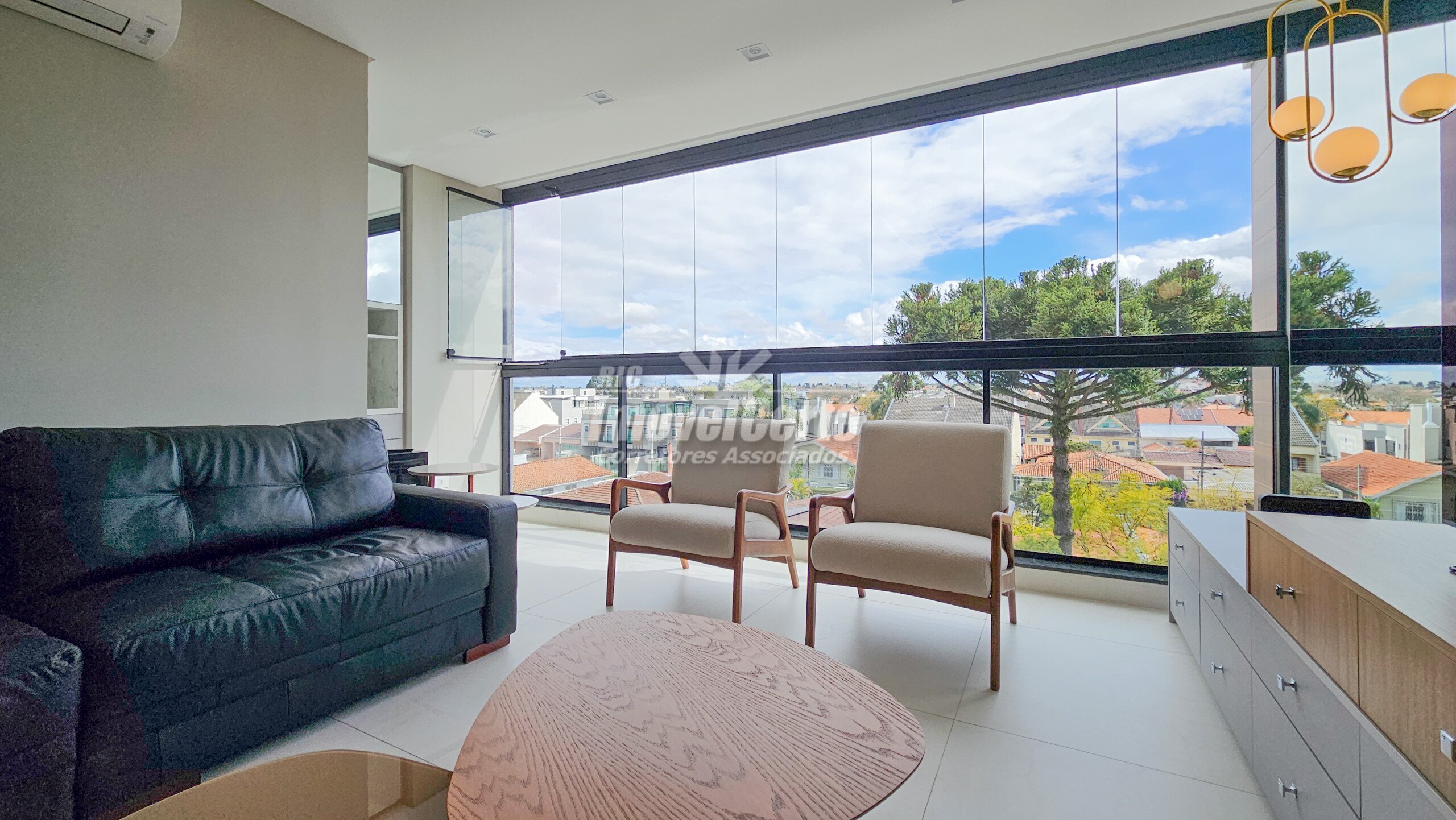 Cobertura duplex de 201 m² de área privativa 3 suí