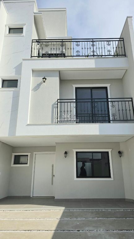 <br>Casa à venda, 205 m² por R$ 1.590.000,00 - Arm